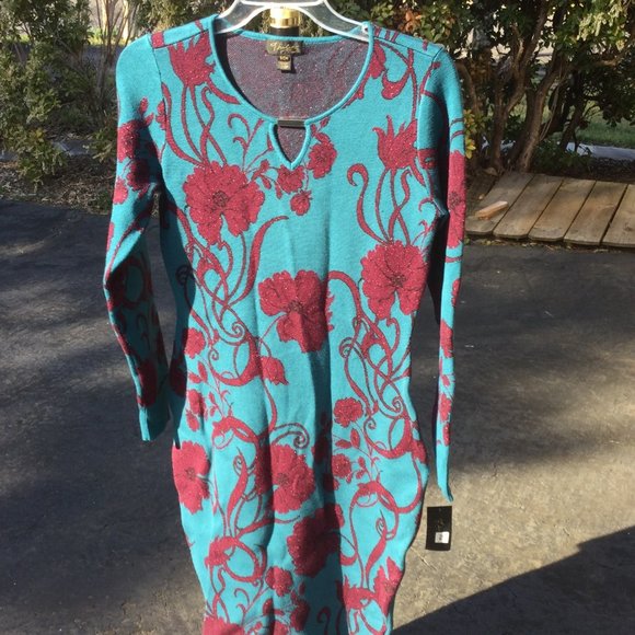 Thalia Sodi Sweaters - Thalia Sodi Floral Long Sleeve Midi Sweater Dress